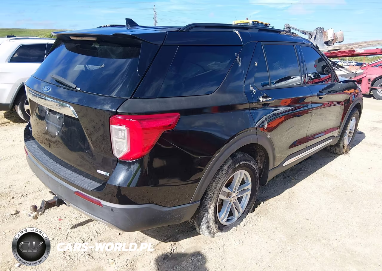 2020 Ford Explorer Xlt VIN:1FMSK8DH7LGC64681 - 4
