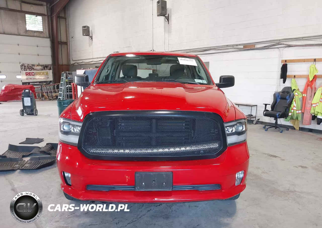 2019 Ram 1500 Classic Express 4X4 6'4 Box VIN:1C6RR7FG4KS577705 - 12