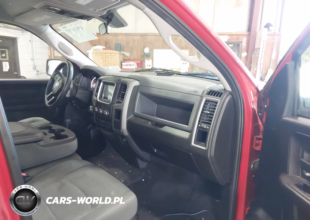 2019 Ram 1500 Classic Express 4X4 6'4 Box VIN:1C6RR7FG4KS577705 - 5