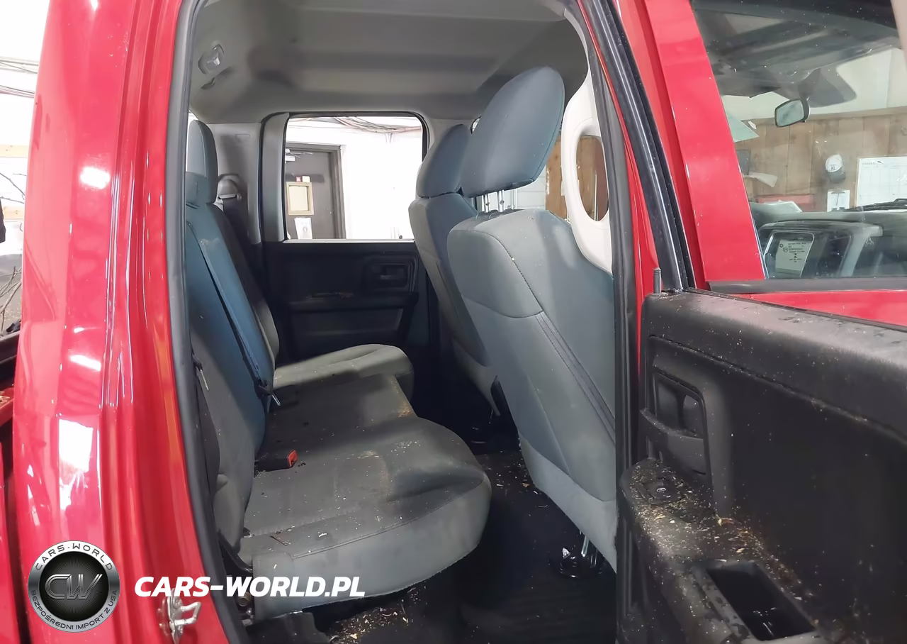 2019 Ram 1500 Classic Express 4X4 6'4 Box VIN:1C6RR7FG4KS577705 - 8