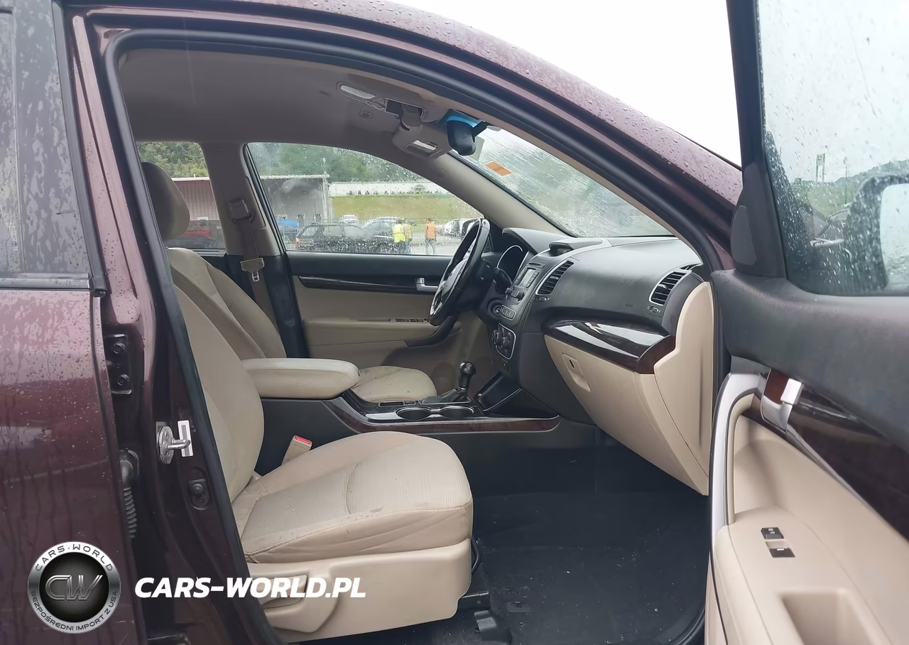 2015 Kia Sorento Lx VIN:5XYKTCA61FG571276 - 5