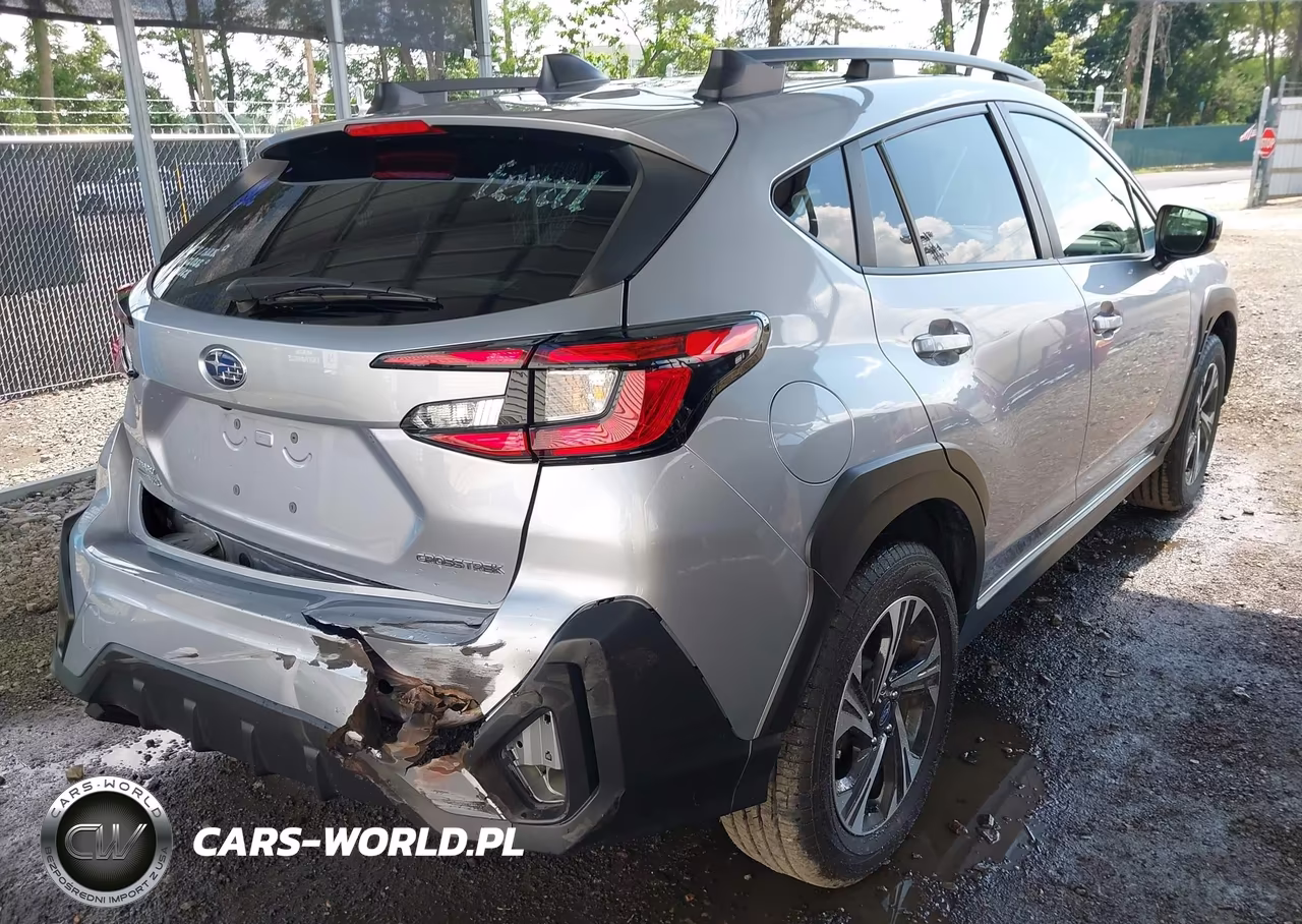 2024 Subaru Crosstrek Premium VIN:JF2GUADC0R8373472 - 18