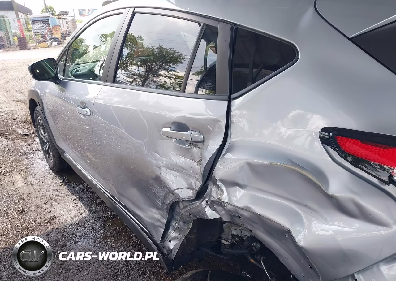 2024 Subaru Crosstrek Premium VIN:JF2GUADC0R8373472 - 19