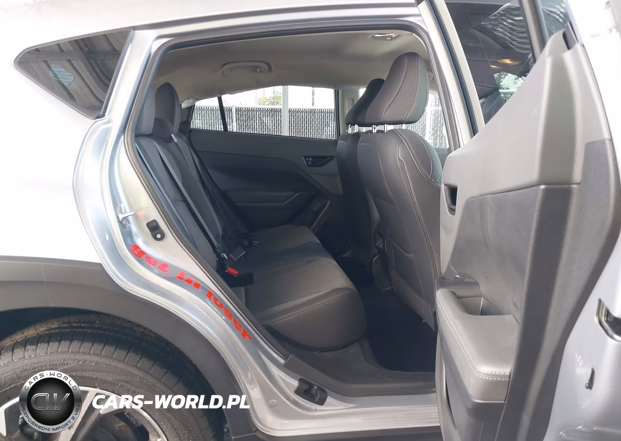 2024 Subaru Crosstrek Premium VIN:JF2GUADC0R8373472 - 8