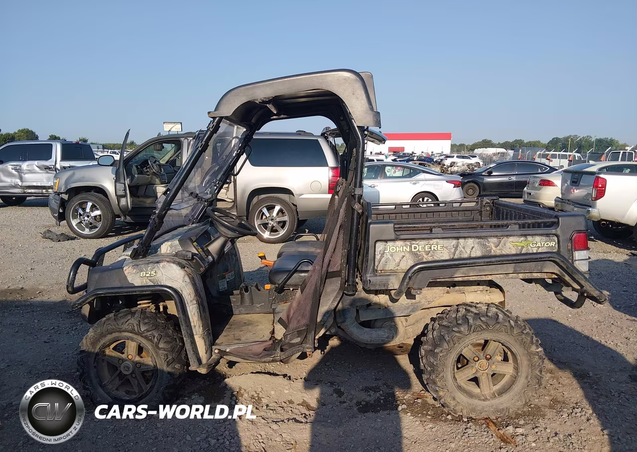 2015 John Deere Xuv 825M VIN:1M0825GELFM101870 - 13