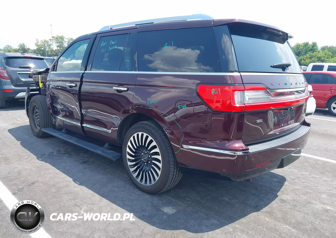 2018 Lincoln Navigator Black Label VIN:5LMJJ2TT8JEL18982 - 3