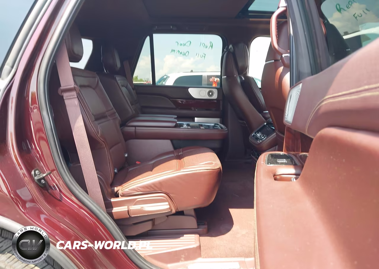 2018 Lincoln Navigator Black Label VIN:5LMJJ2TT8JEL18982 - 8
