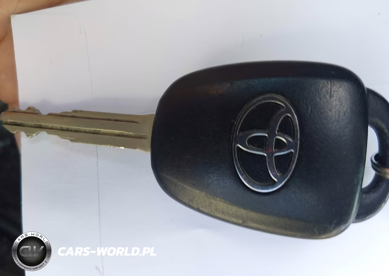 2016 Toyota Corolla Le VIN:5YFBURHE7GP399216 - 11