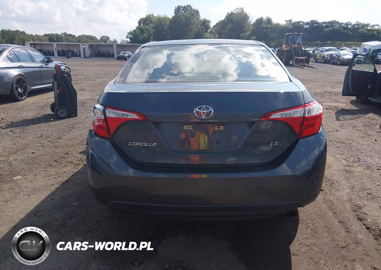 2016 Toyota Corolla Le VIN:5YFBURHE7GP399216 - 17