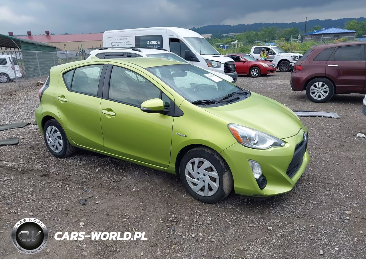 2015 Toyota Prius C One