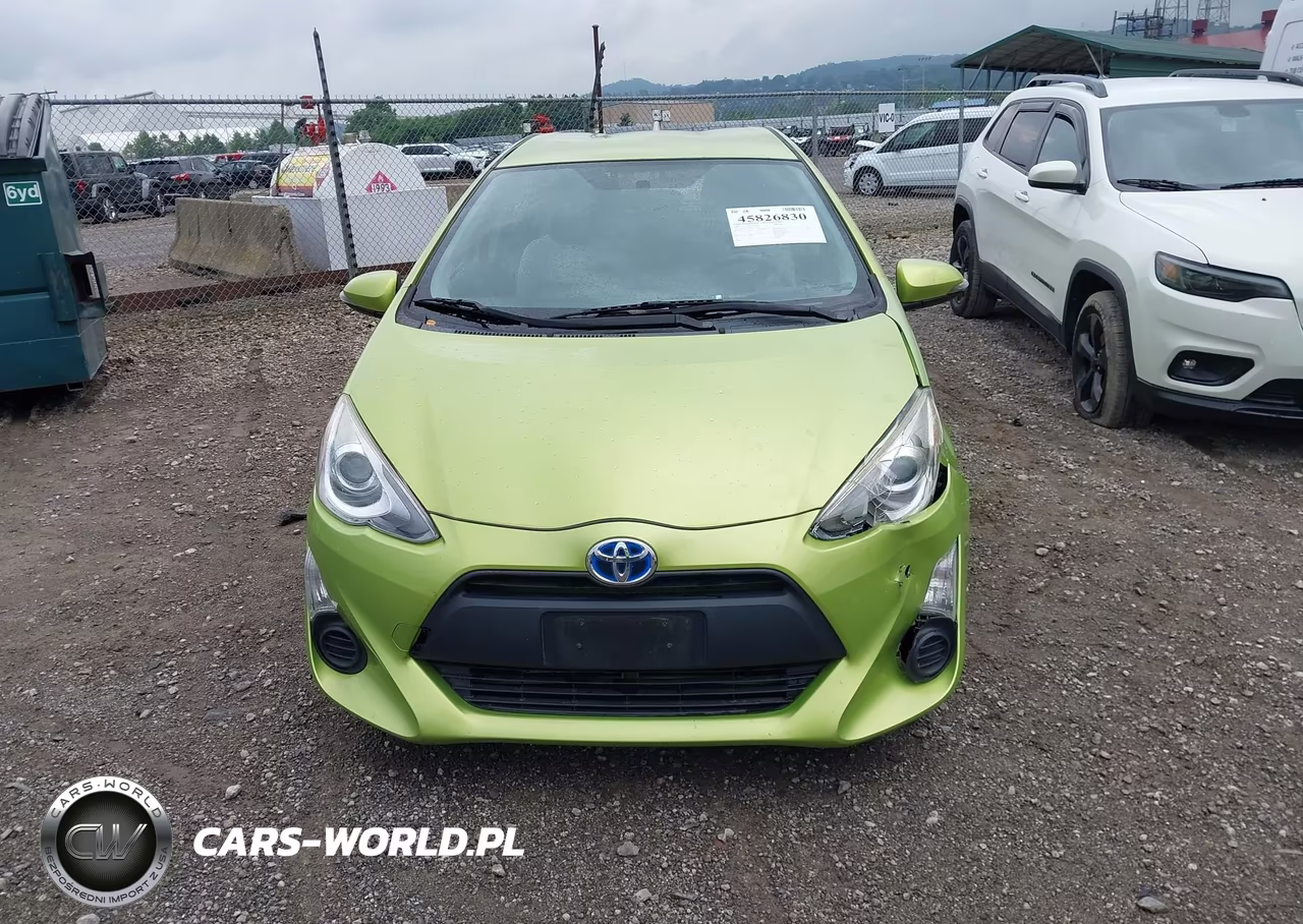 2015 Toyota Prius C One VIN:JTDKDTB33F1101784 - 12
