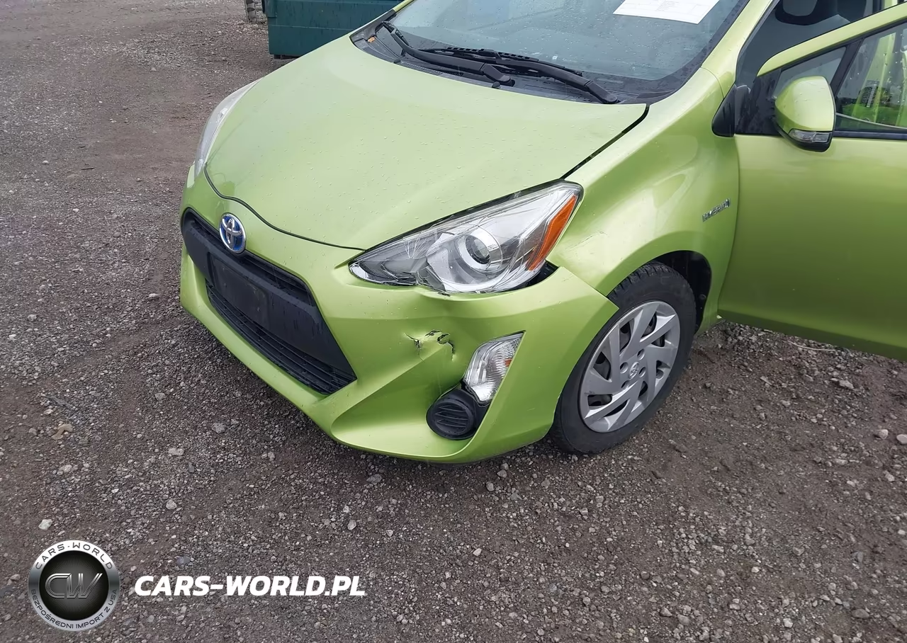 2015 Toyota Prius C One VIN:JTDKDTB33F1101784 - 6