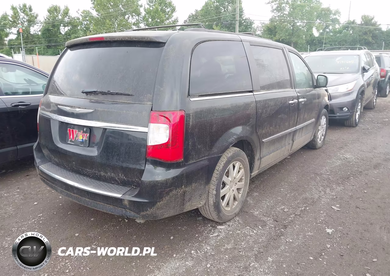 2015 Chrysler Town & Country Touring VIN:2C4RC1BG5FR514309 - 4