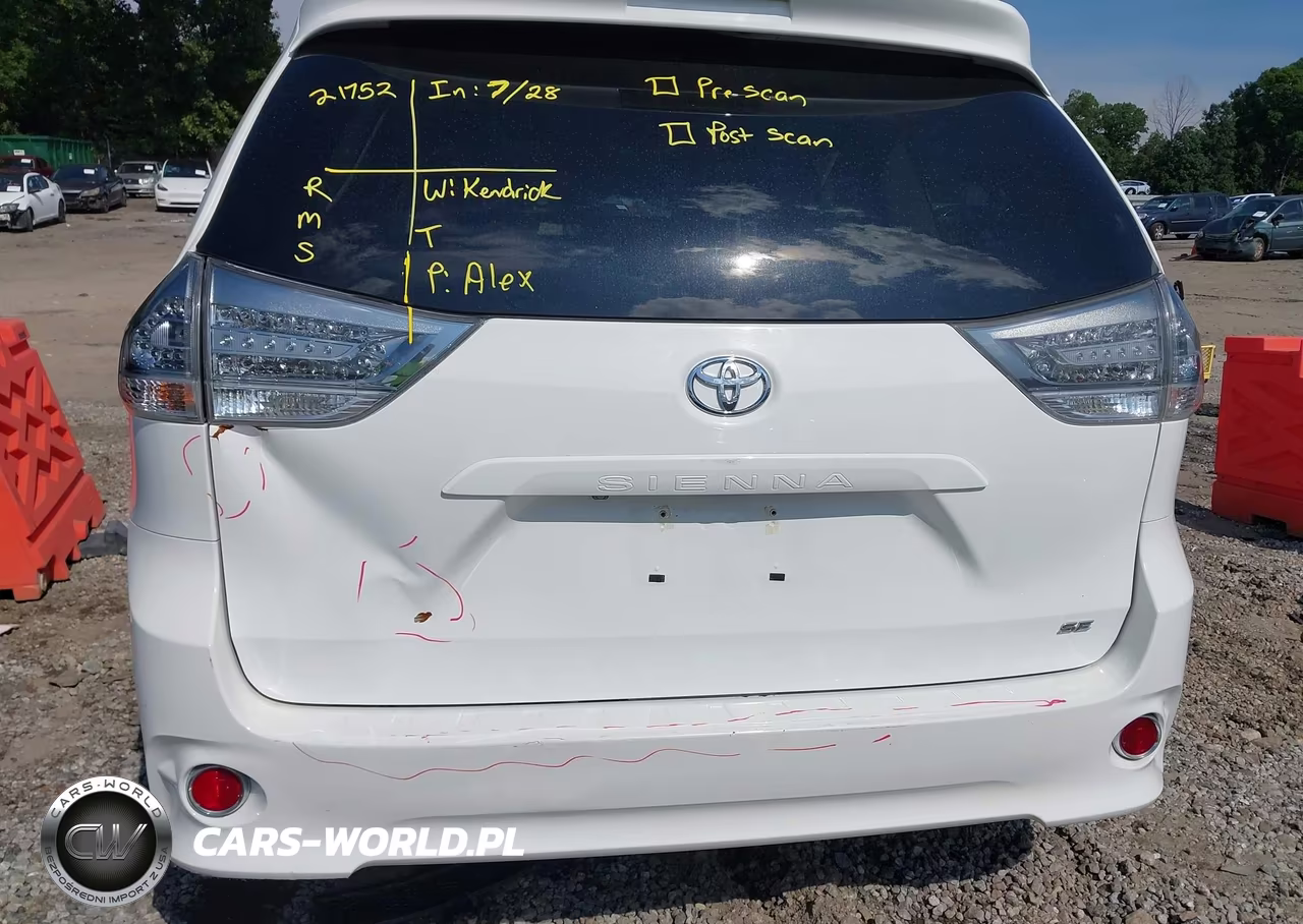 2014 Toyota Sienna Se 8 Passenger VIN:5TDXK3DC5ES437169 - 17