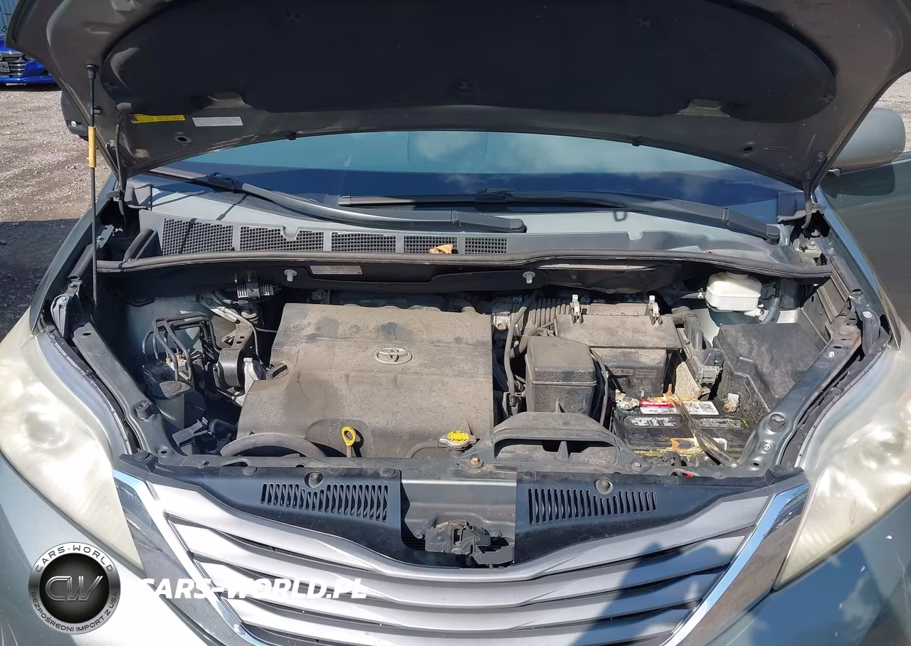 2012 Toyota Sienna Xle 7 Passenger VIN:5TDDK3DC0CS040744 - 10