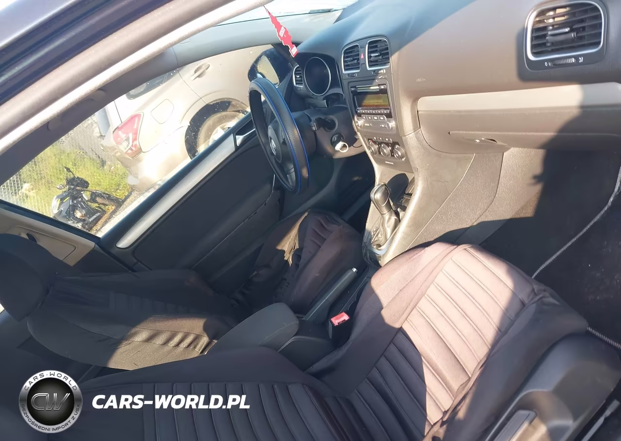2012 Volkswagen Golf 2.5L 2-Door VIN:WVWBB7AJ1CW324854 - 5
