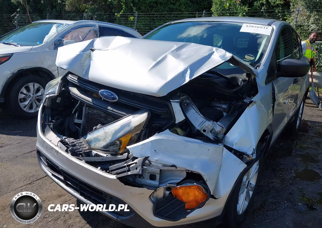 2018 Ford Escape S VIN:1FMCU0F77JUC44711 - 6