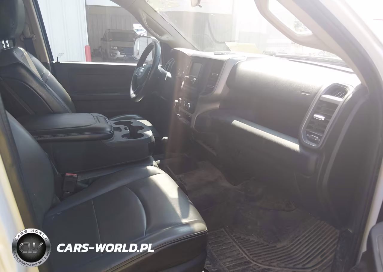 2020 Ram 2500 Tradesman 4X4 6'4 Box VIN:3C6UR5CJ4LG243312 - 5