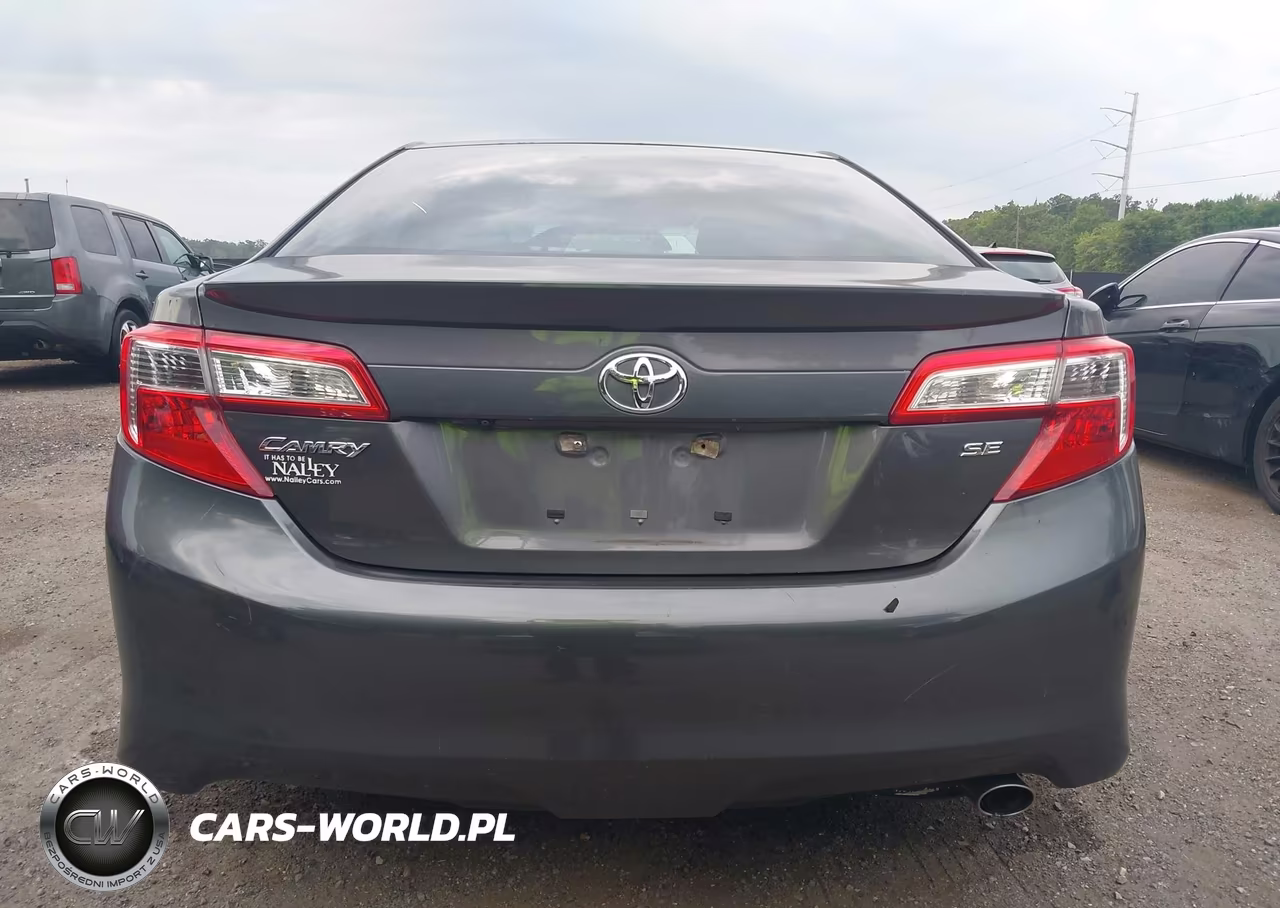2014 Toyota Camry Se VIN:4T1BF1FK3EU470721 - 16