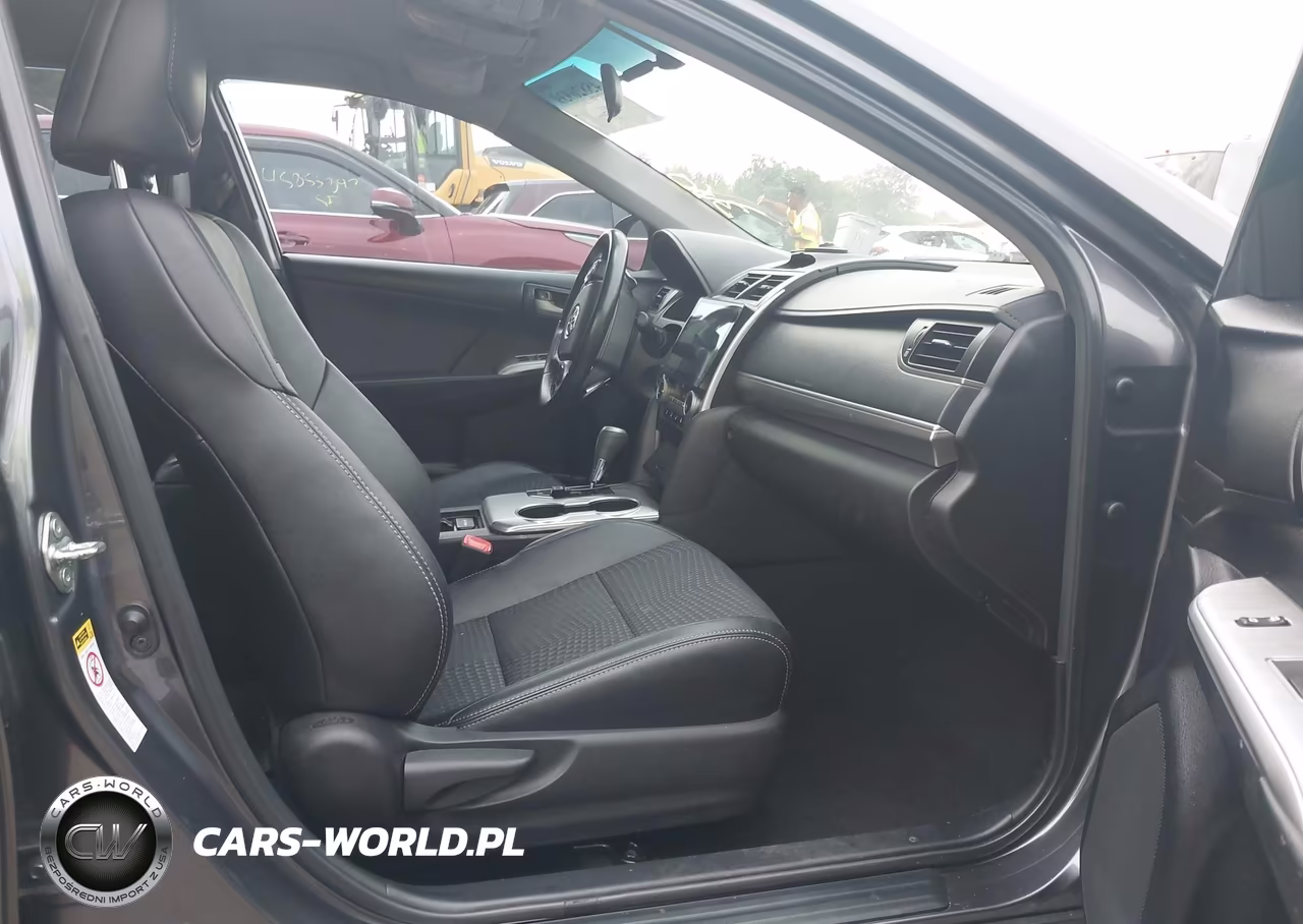 2014 Toyota Camry Se VIN:4T1BF1FK3EU470721 - 5