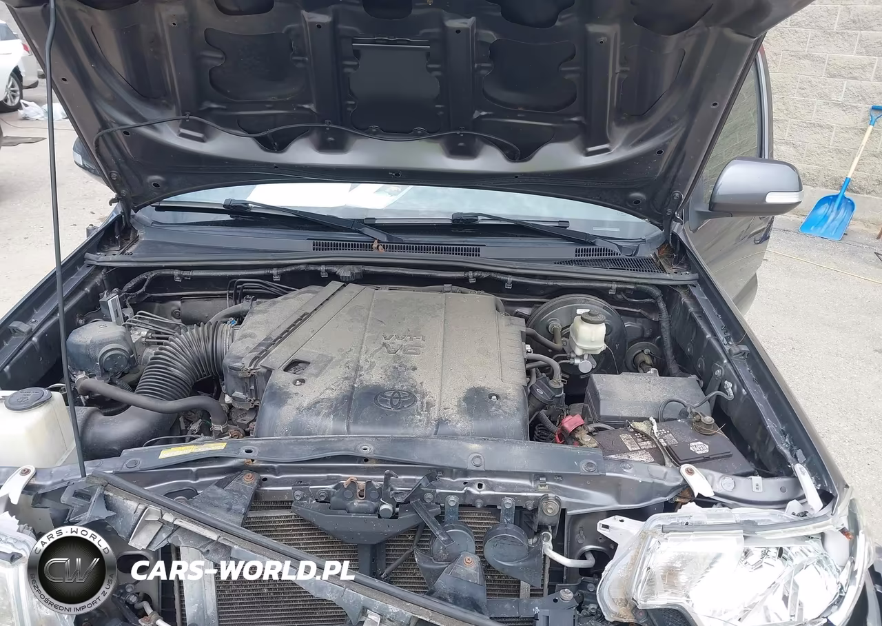 2015 Toyota Tacoma Base V6 VIN:5TFUU4EN8FX146549 - 10