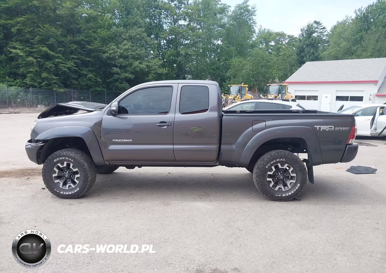 2015 Toyota Tacoma Base V6 VIN:5TFUU4EN8FX146549 - 15