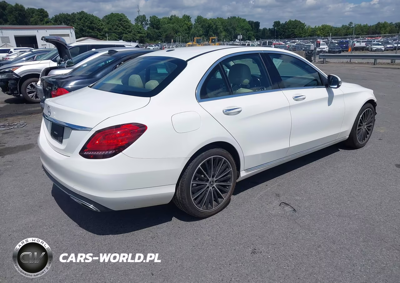2021 Mercedes-Benz C 300 Sedan VIN:W1KWF8DB7MR648753 - 4