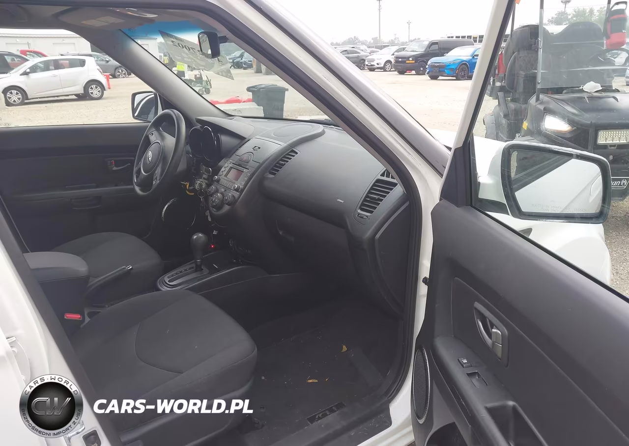 2010 Kia Soul + VIN:KNDJT2A27A7120989 - 5