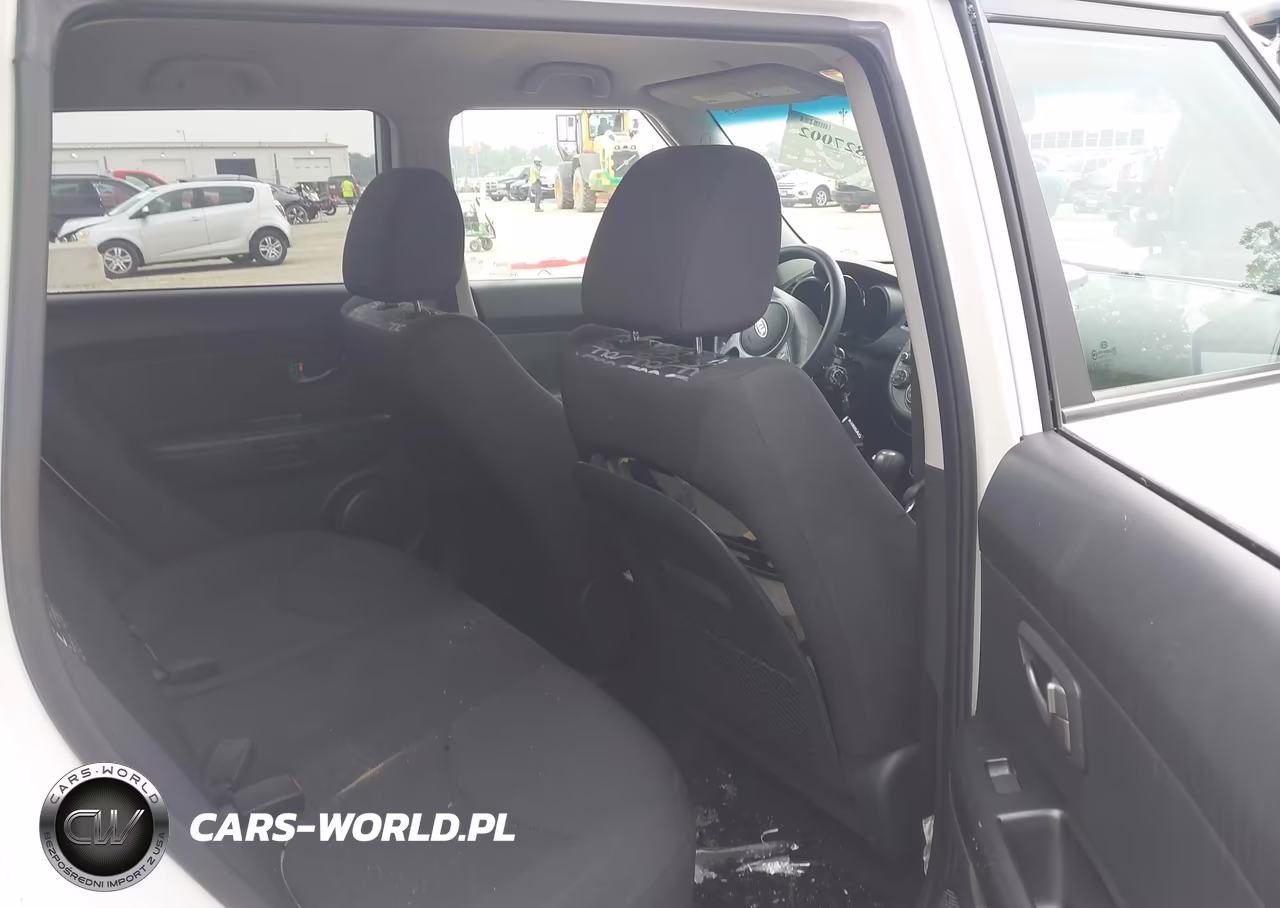 2010 Kia Soul + VIN:KNDJT2A27A7120989 - 8
