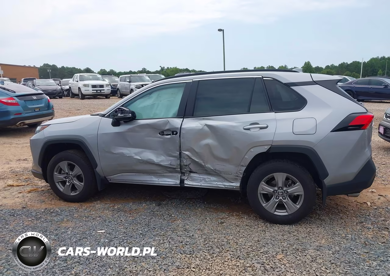 2024 Toyota Rav4 Hybrid Xle VIN:2T3RWRFVXRW234457 - 14