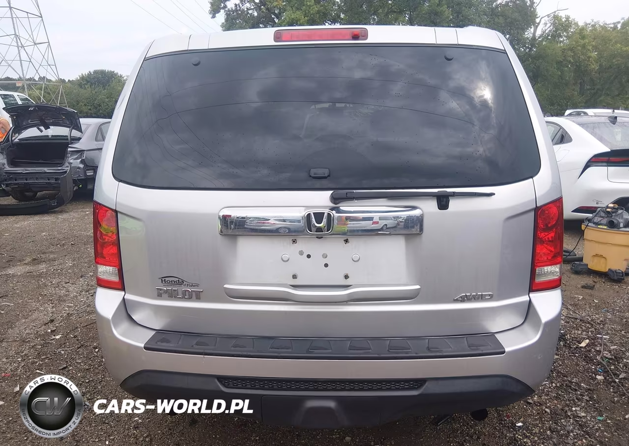 2015 Honda Pilot Lx VIN:5FNYF4H20FB028955 - 16