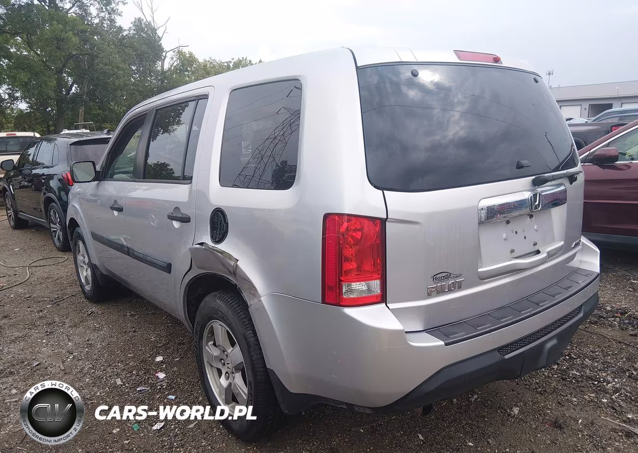 2015 Honda Pilot Lx VIN:5FNYF4H20FB028955 - 3