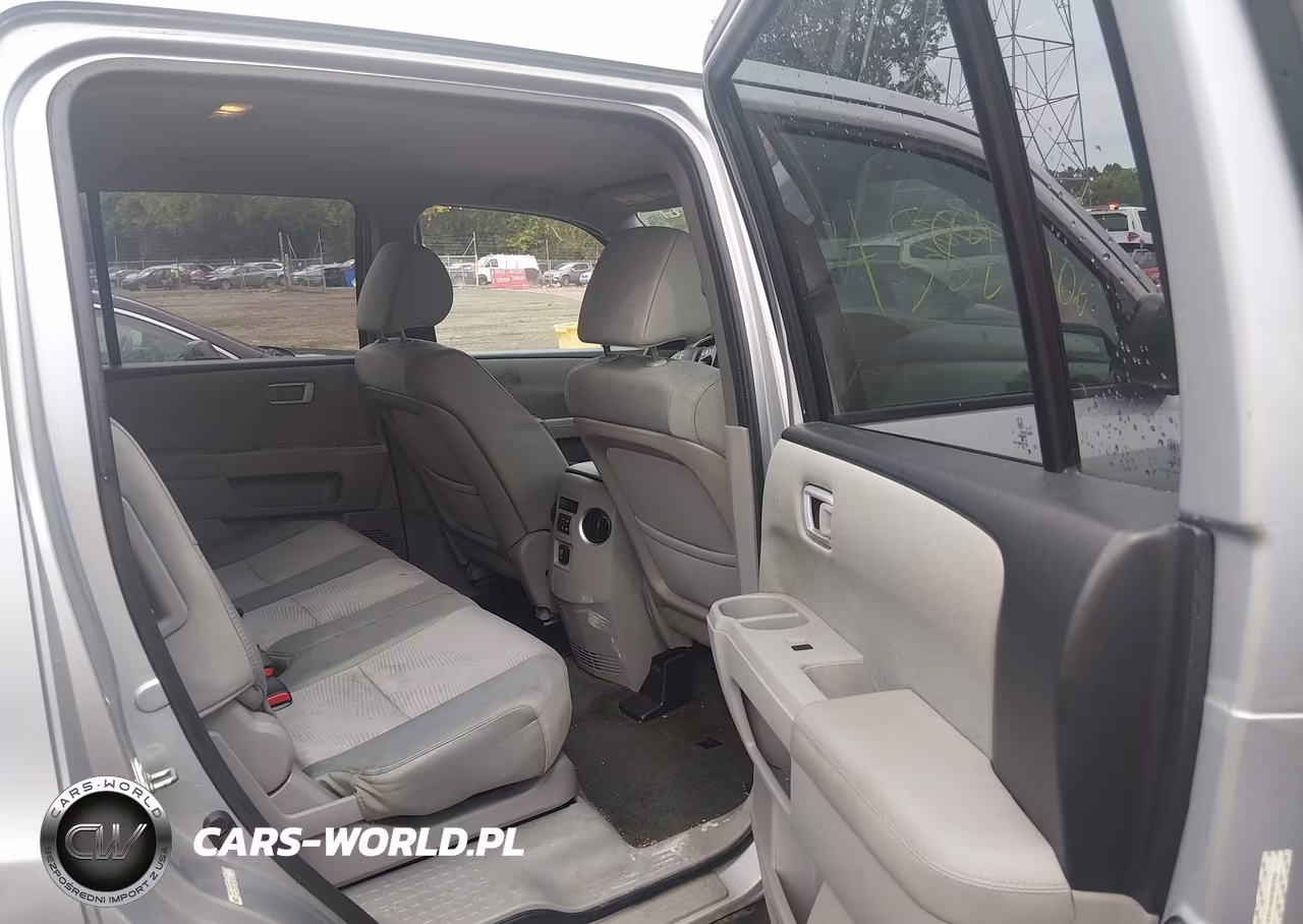 2015 Honda Pilot Lx VIN:5FNYF4H20FB028955 - 8
