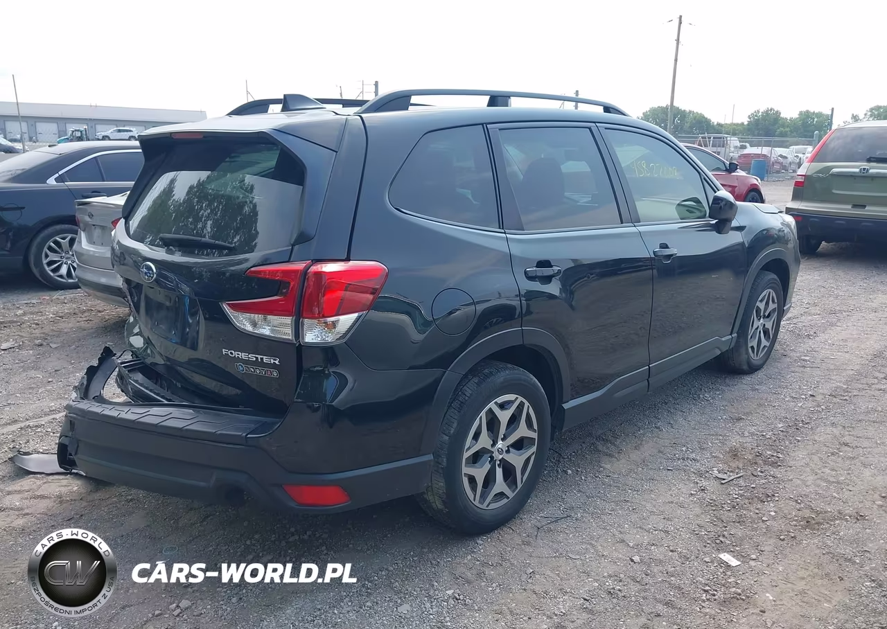 2020 Subaru Forester Premium VIN:JF2SKAJC5LH554398 - 4