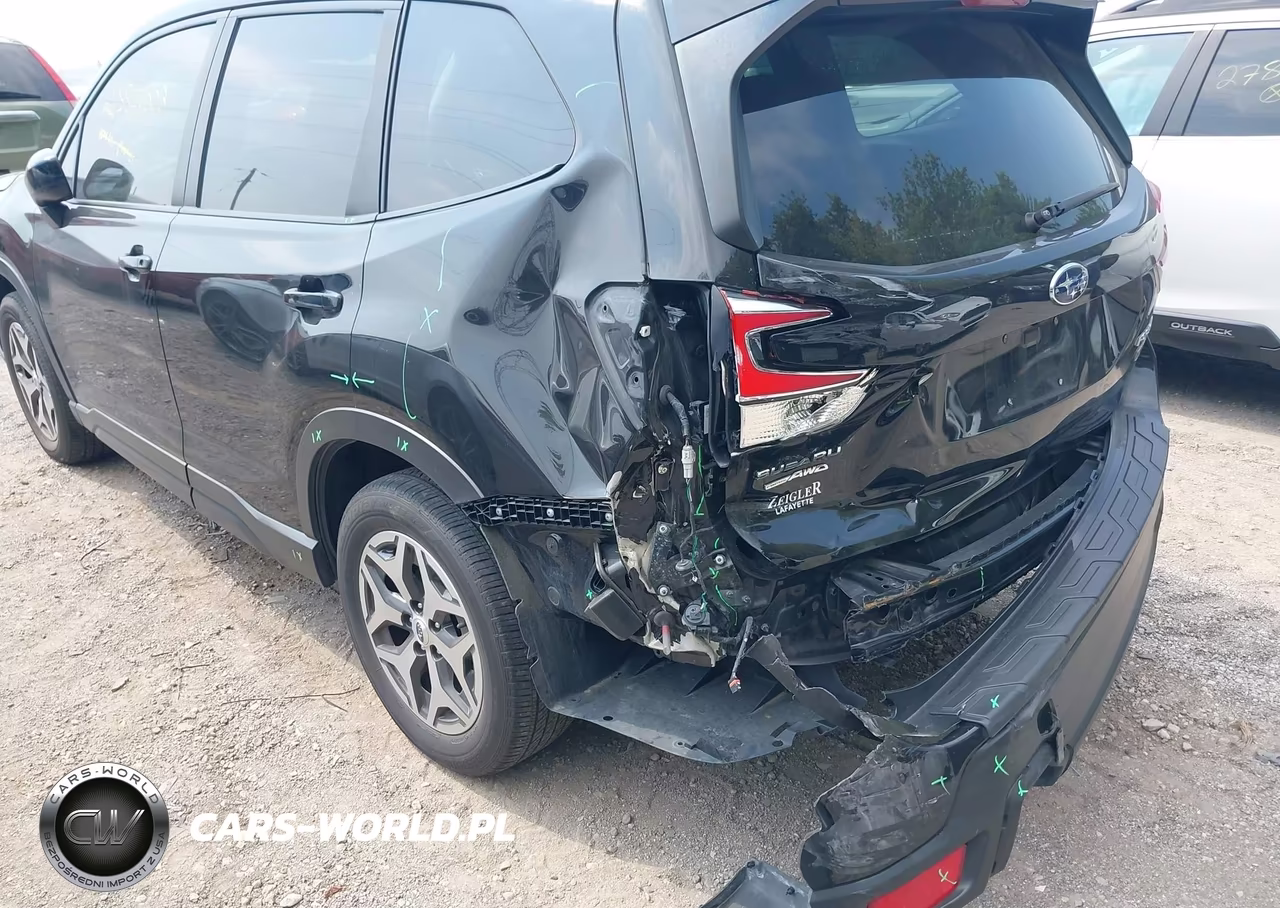 2020 Subaru Forester Premium VIN:JF2SKAJC5LH554398 - 6