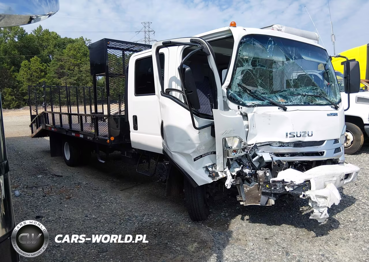 2025 Isuzu Npr