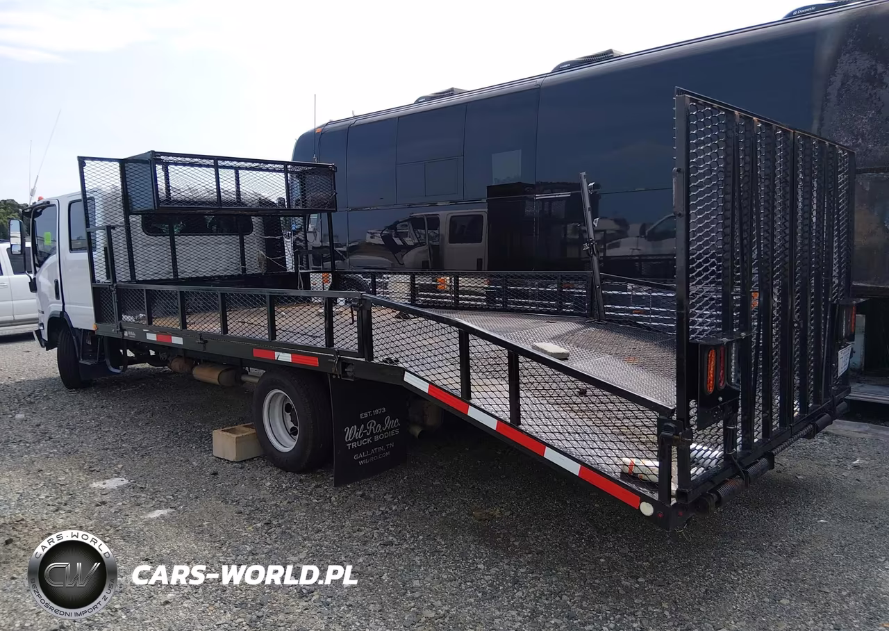 2025 Isuzu Npr VIN:54DB4J1D4SS207420 - 3
