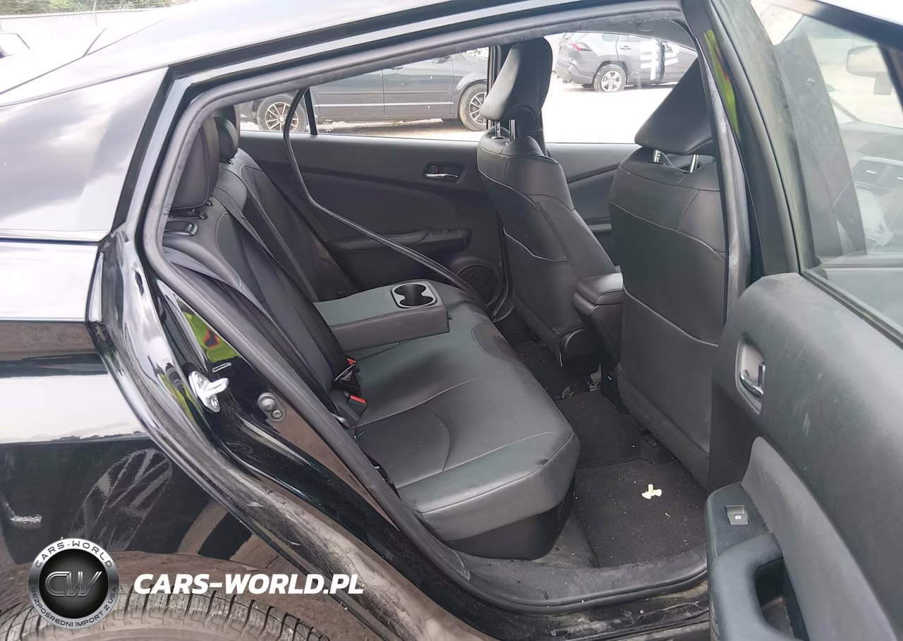 2016 Toyota Prius Four VIN:JTDKARFU1G3503968 - 8