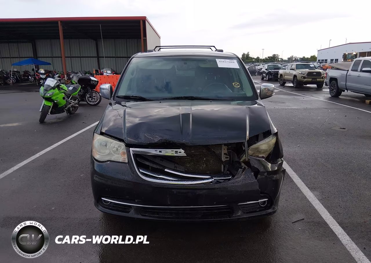 2014 Chrysler Town & Country Touring-L 30Th Anniversary VIN:2C4RC1CG3ER367808 - 12