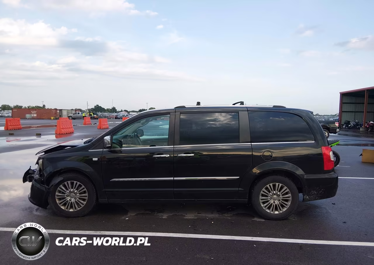 2014 Chrysler Town & Country Touring-L 30Th Anniversary VIN:2C4RC1CG3ER367808 - 14