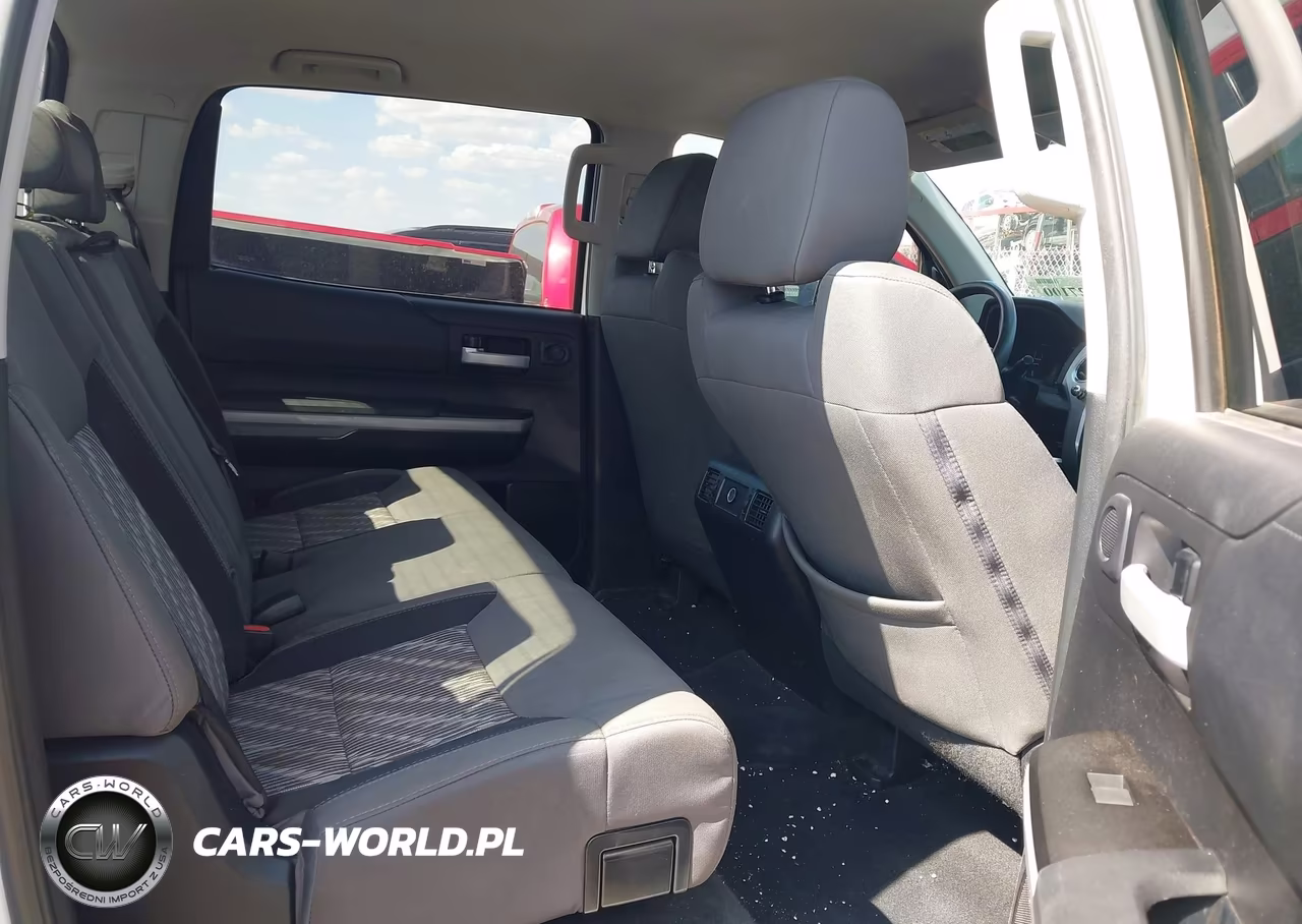 2018 Toyota Tundra Sr5 5.7L V8 VIN:5TFEY5F12JX242714 - 8