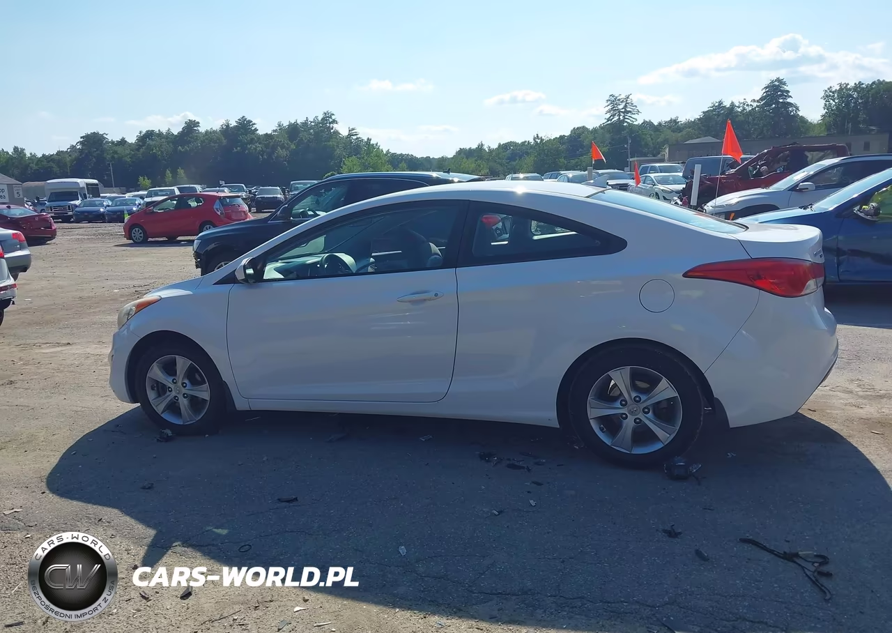 2013 Hyundai Elantra Gs VIN:KMHDH6AEXDU012402 - 14