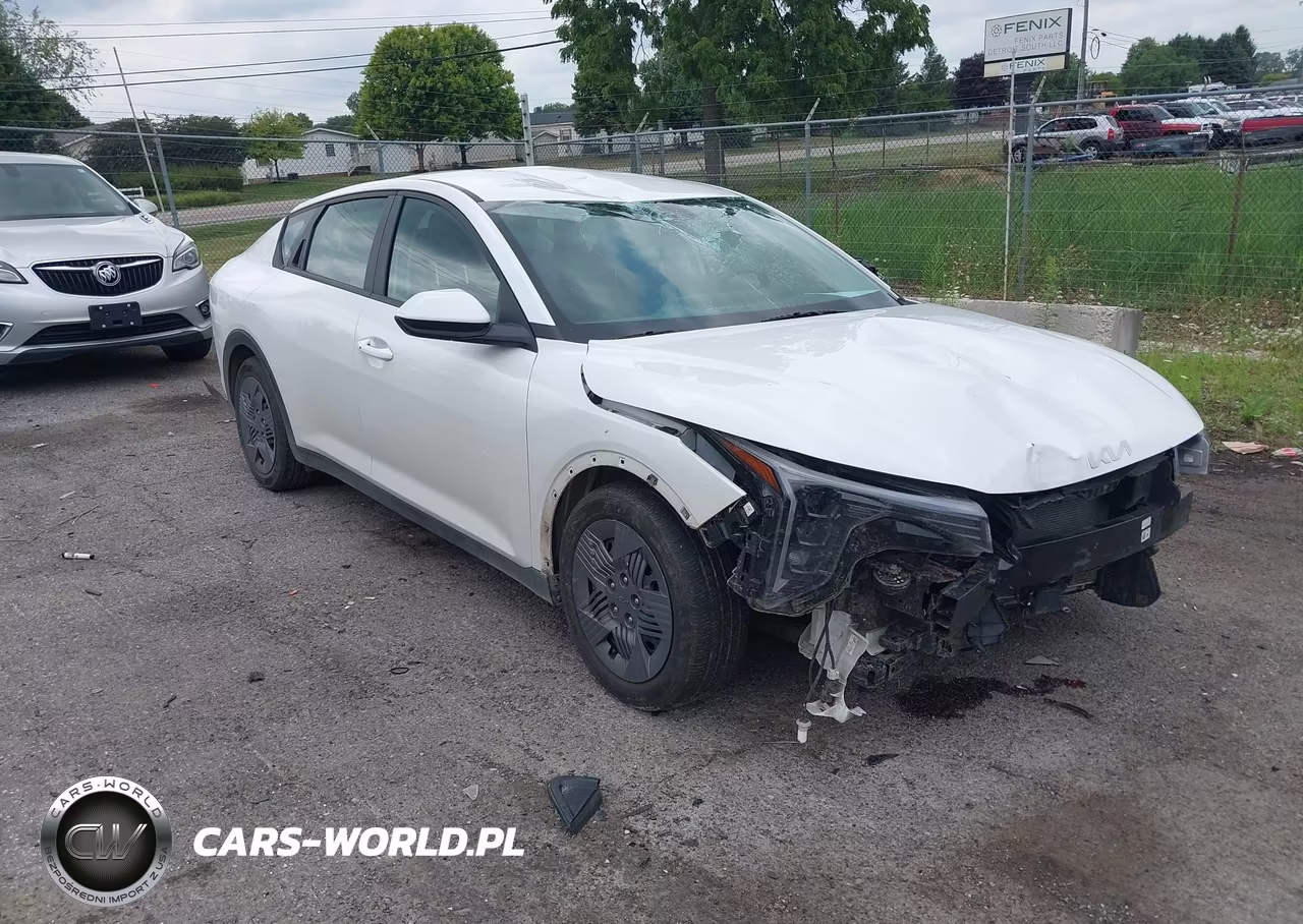 2025 Kia K4 Lx – zdjęcie 1 z 16