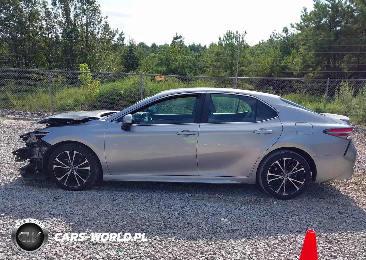 2018 Toyota Camry Se VIN:4T1B11HK8JU671178 - 14