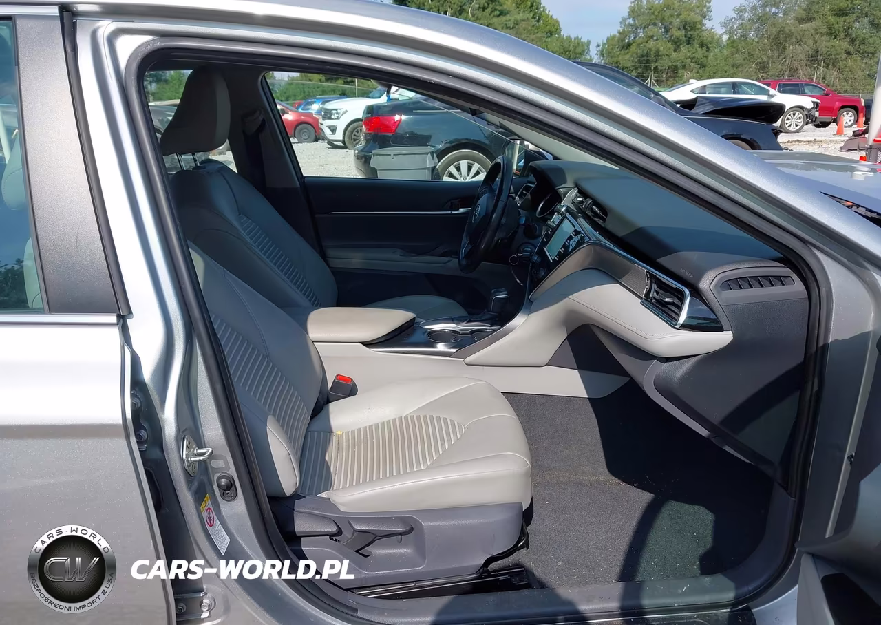 2018 Toyota Camry Se VIN:4T1B11HK8JU671178 - 5