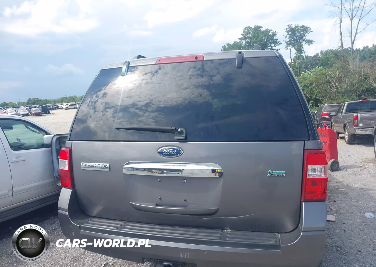 2012 Ford Expedition Xlt VIN:1FMJU1H53CEF24325 - 16