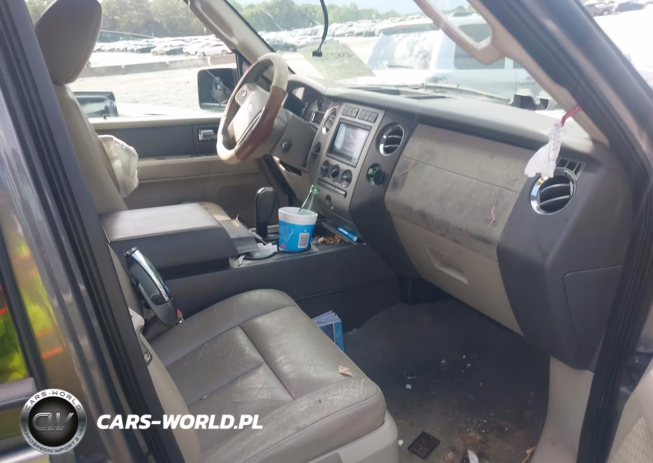 2012 Ford Expedition Xlt VIN:1FMJU1H53CEF24325 - 5