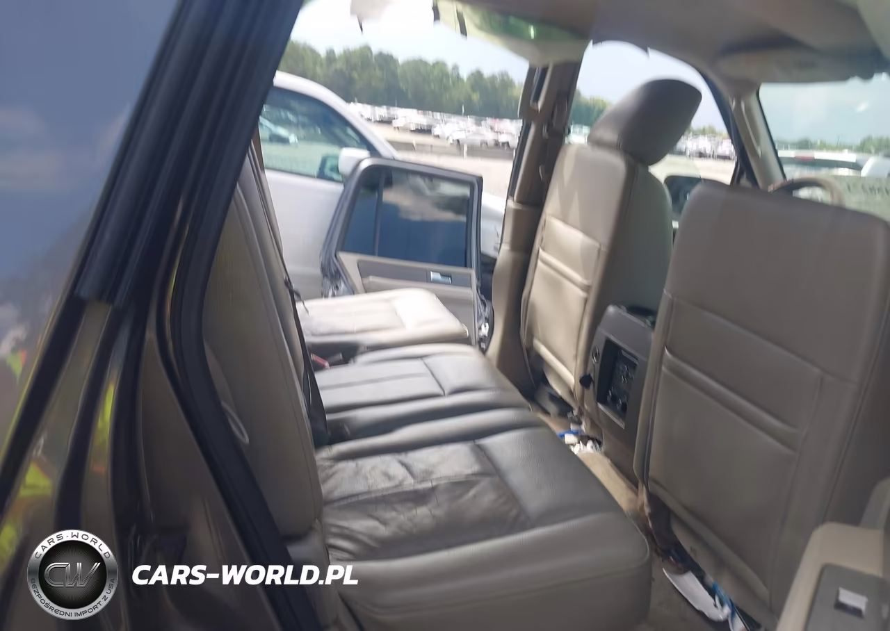 2012 Ford Expedition Xlt VIN:1FMJU1H53CEF24325 - 8