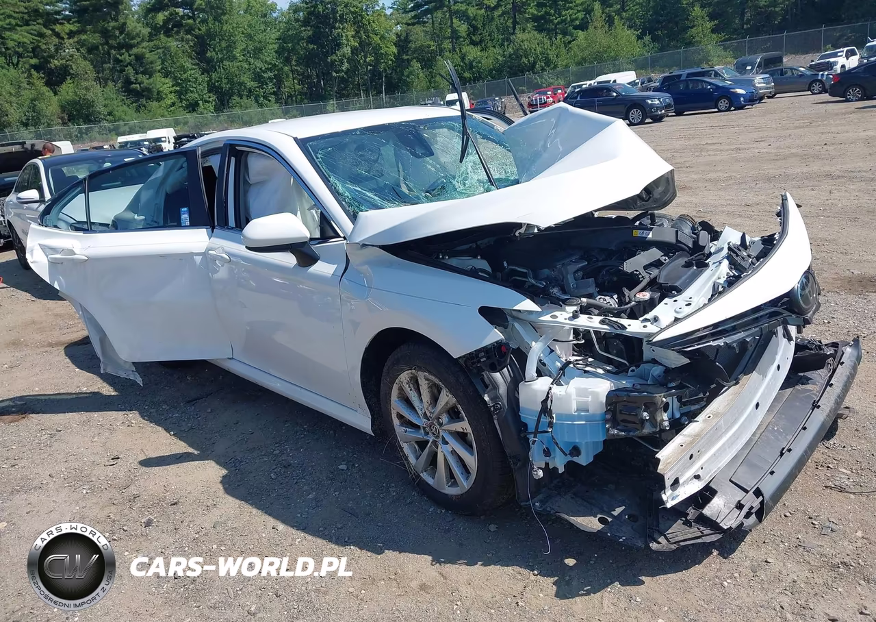 2023 Toyota Camry Le
