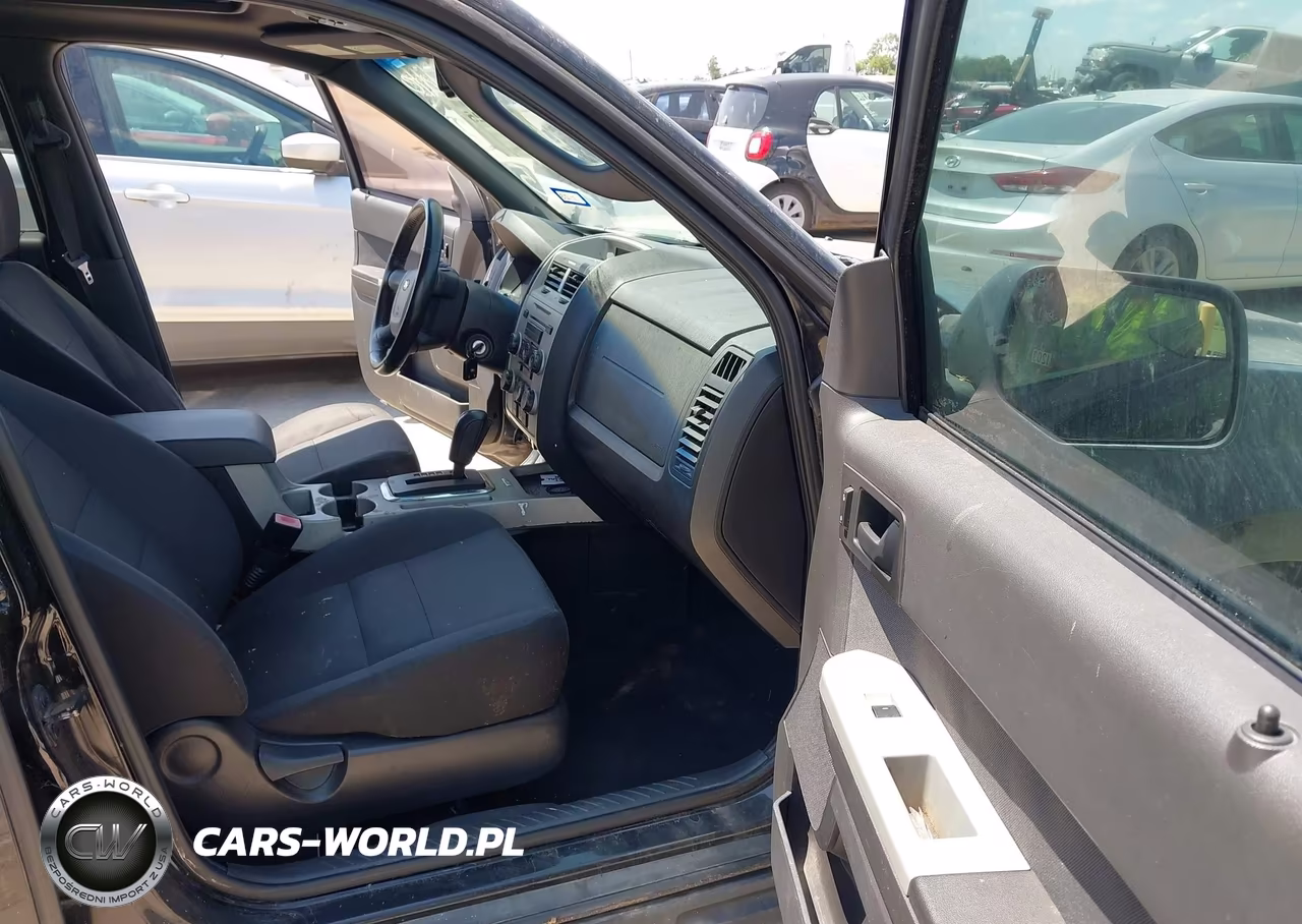 2010 Ford Escape Xlt VIN:1FMCU0D75AKC71940 - 5